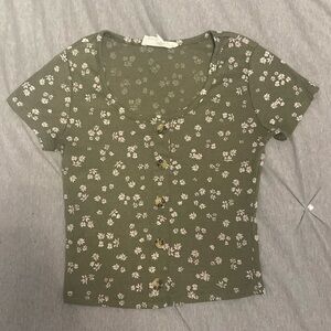 Adorable cropped tee